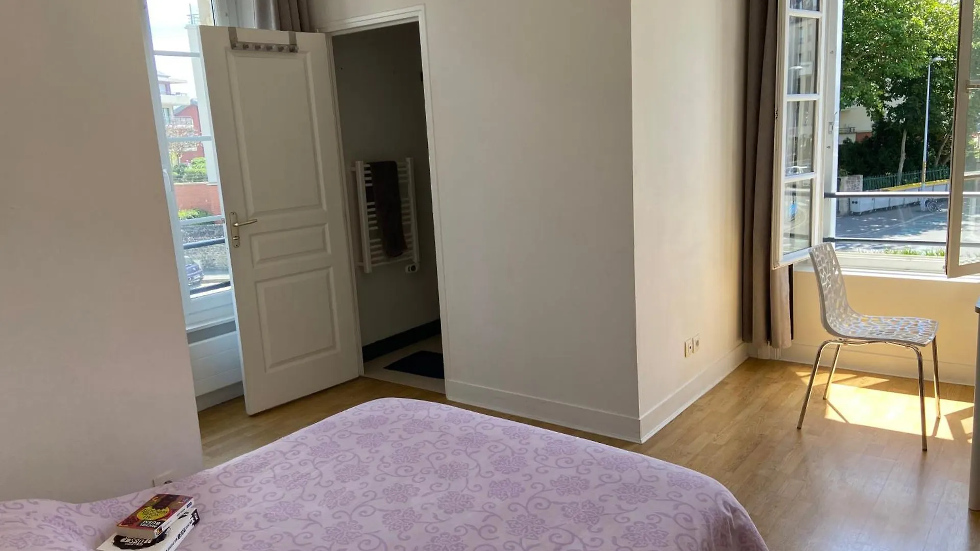 Apartment Idealement Place, Proche Gare Et Plage Du Sillon Saint-Malo